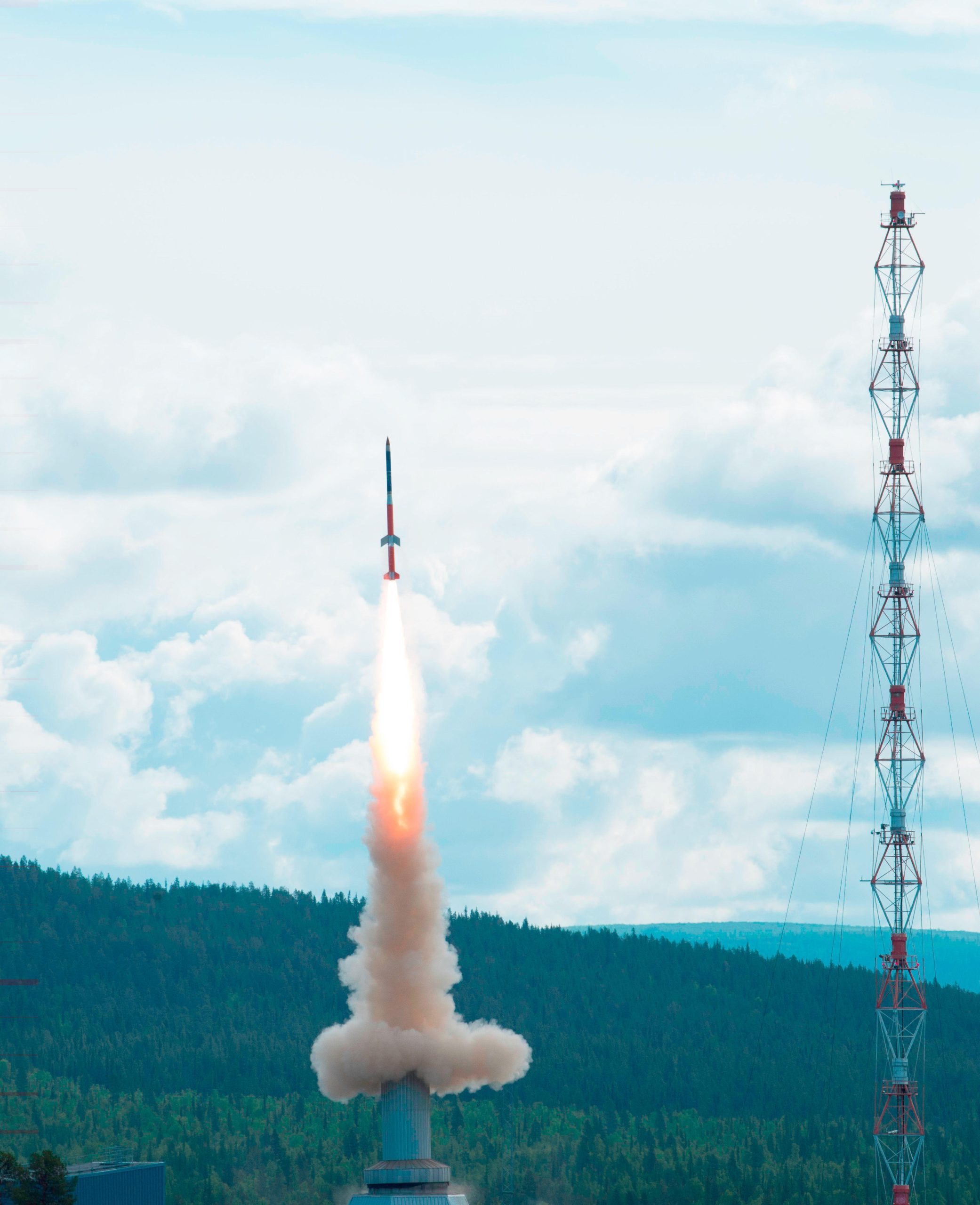 Ziemskie zastosowania kosmicznego pyłu: odsłonięcie tajemnic międzygwiezdnych ziaren pyłu